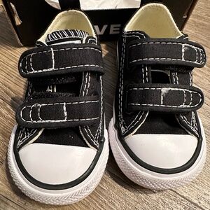 Converse All Start Chuck Taylor Toddler Velcro Sneakers Sz 3 Black - Like New!